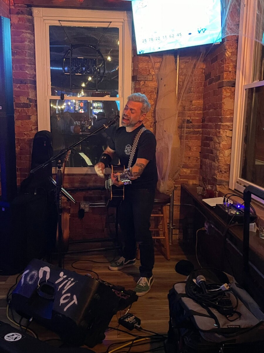 Tony Schultz Acoustic